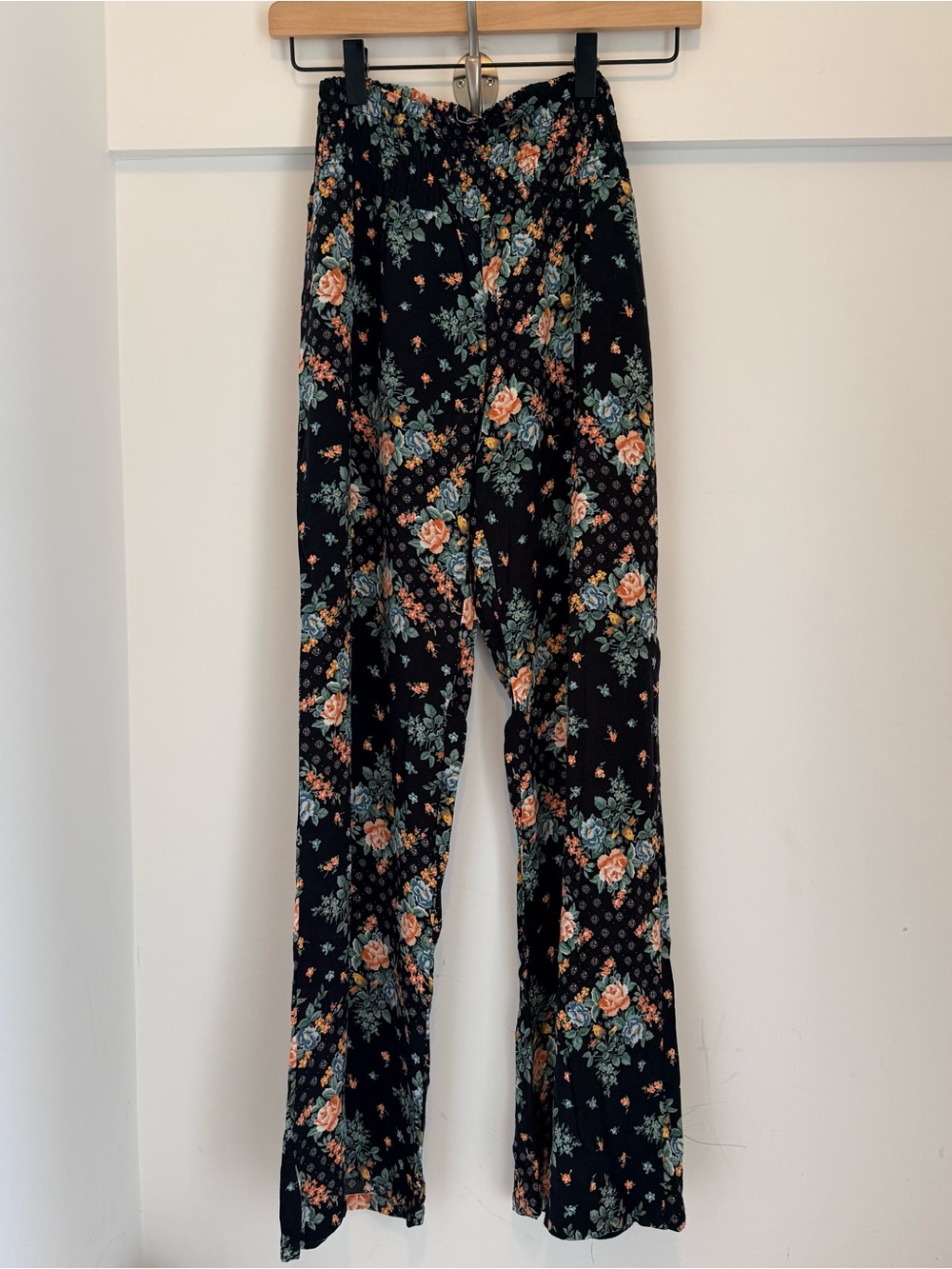 O’Neill Women’s Flowy Boho Festival Summer Resortwear Surf Beach Pants Medium